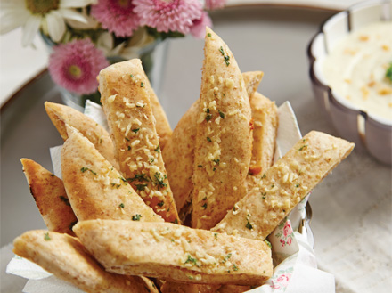 Garlic Sticks with Cheese Dipping Sauce