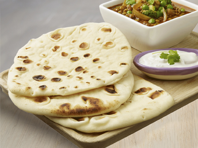Lentil Dahl with Garlic & Herb Naan